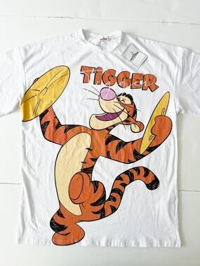 Hollywood Fashion Shirt Mens Large White Tigger Graphic Studded Disney Tee